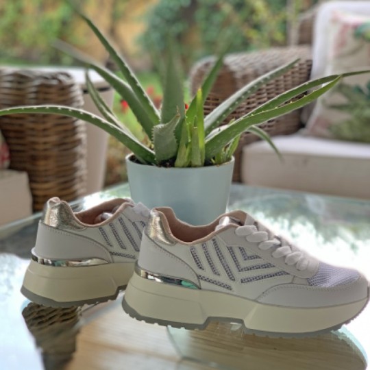 Zapatillas: la tendencia más cómoda de la temporada Zapatillas: la tendencia más cómoda de la temporada